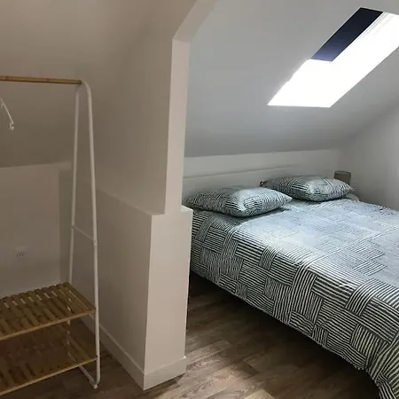 Διαμέρισμα L'impasse Maison Avec Jardin *